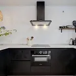 Apartman Renovated Douro - Balcony Right At The Sea Estepona