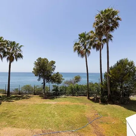 Douro - Balcony Right At The Sea Front Estepona