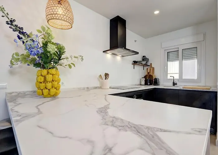 Appartamento Renovated Douro - Balcony Right At The Sea Estepona