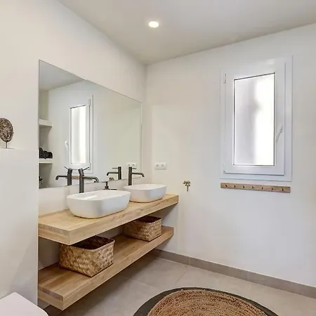 Renovated Douro - Balcony Right At The Sea *